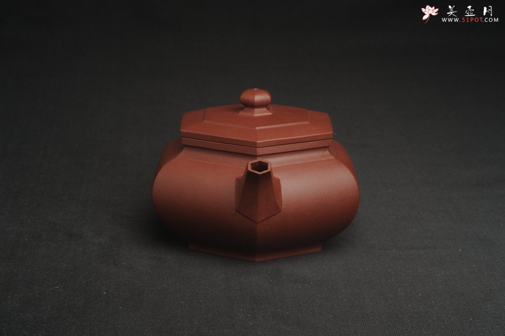 紫砂壶图片：美壶特惠 全手工优质紫红泥精致大彬六方 特文气 - 宜兴紫砂壶网
