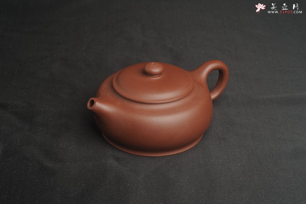 紫砂壶图片：美壶特惠 精致涌泉壶 茶人醉爱 - 宜兴紫砂壶网