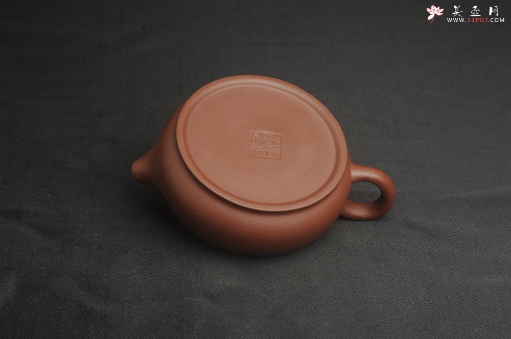 紫砂壶图片：美壶特惠 精致涌泉壶 茶人醉爱 - 宜兴紫砂壶网