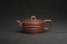 紫砂壶图片：美壶特惠 精致卡盖紫泥集玉壶 茶人醉爱 - 宜兴紫砂壶网