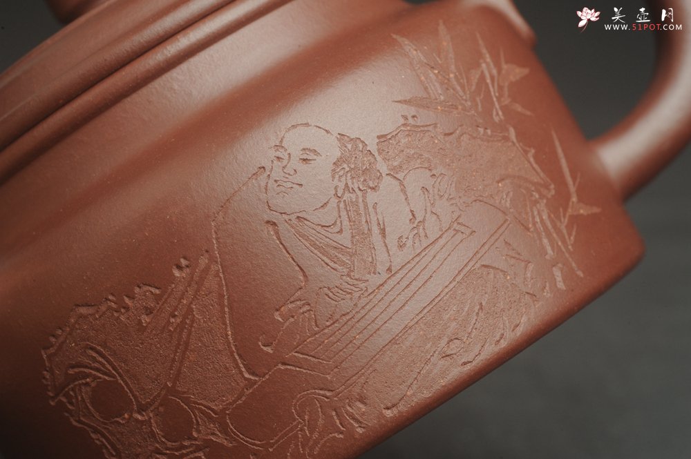 紫砂壶图片：油润黄龙山4号深井红皮龙 全手工德中壶 做工特好 装饰抚琴图 特文气 - 宜兴紫砂壶网