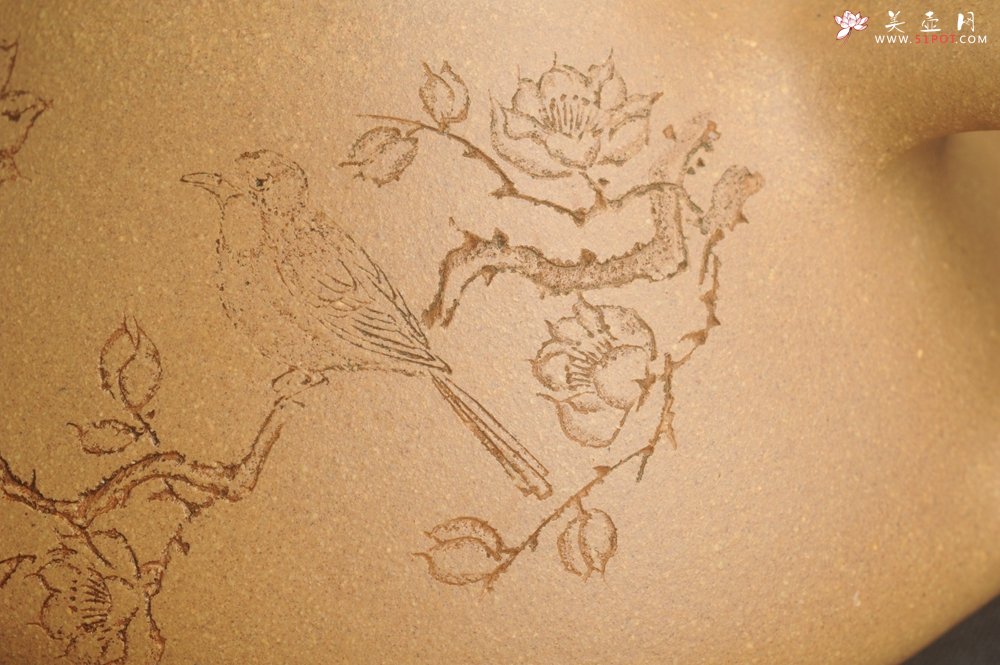 紫砂壶图片：美壶特惠 特精致老黄段子冶石瓢 暗香浮动 特文气 - 宜兴紫砂壶网