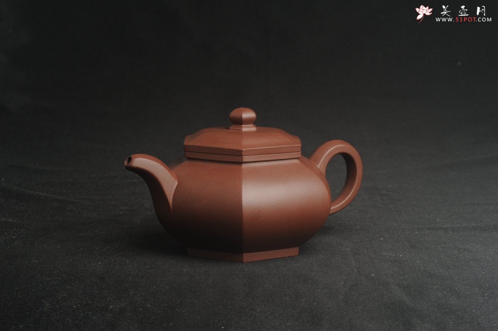 紫砂壶图片：实力派张海艳全手工油润底曹青藏六方壶 线面挺快 - 宜兴紫砂壶网