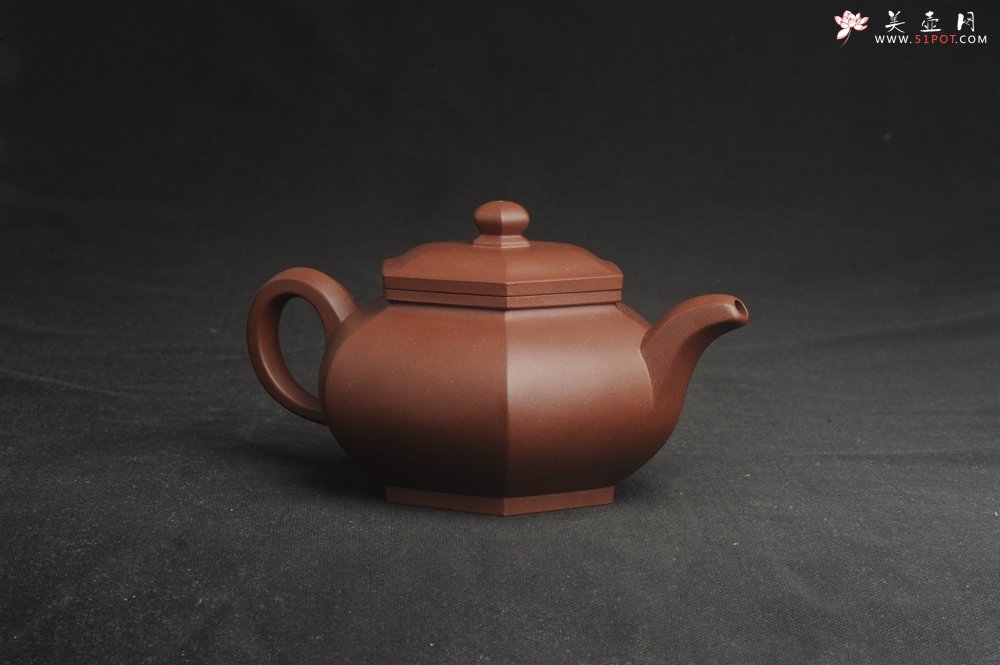 紫砂壶图片：实力派张海艳全手工油润底曹青藏六方壶 线面挺快 - 宜兴紫砂壶网