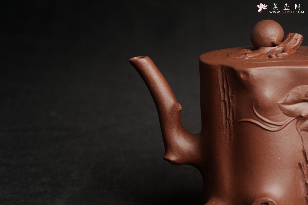 紫砂壶图片：潜力股赵老师 全手工秀雅葡萄桩 肌理贴叶自然生动 - 宜兴紫砂壶网