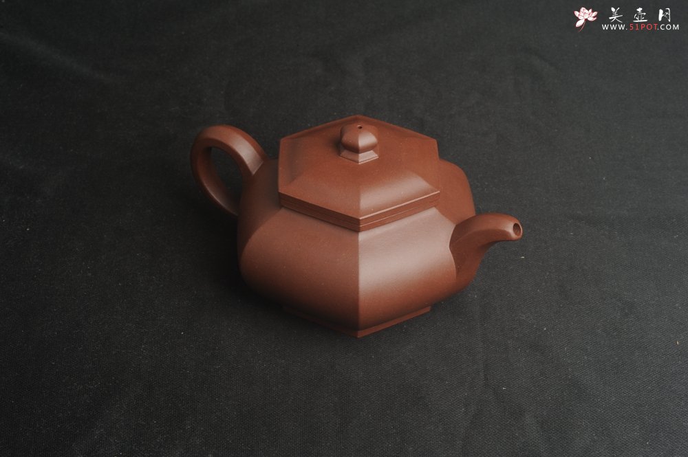 紫砂壶图片：实力派张海艳全手工油润底曹青藏六方壶 线面挺快 - 宜兴紫砂壶网