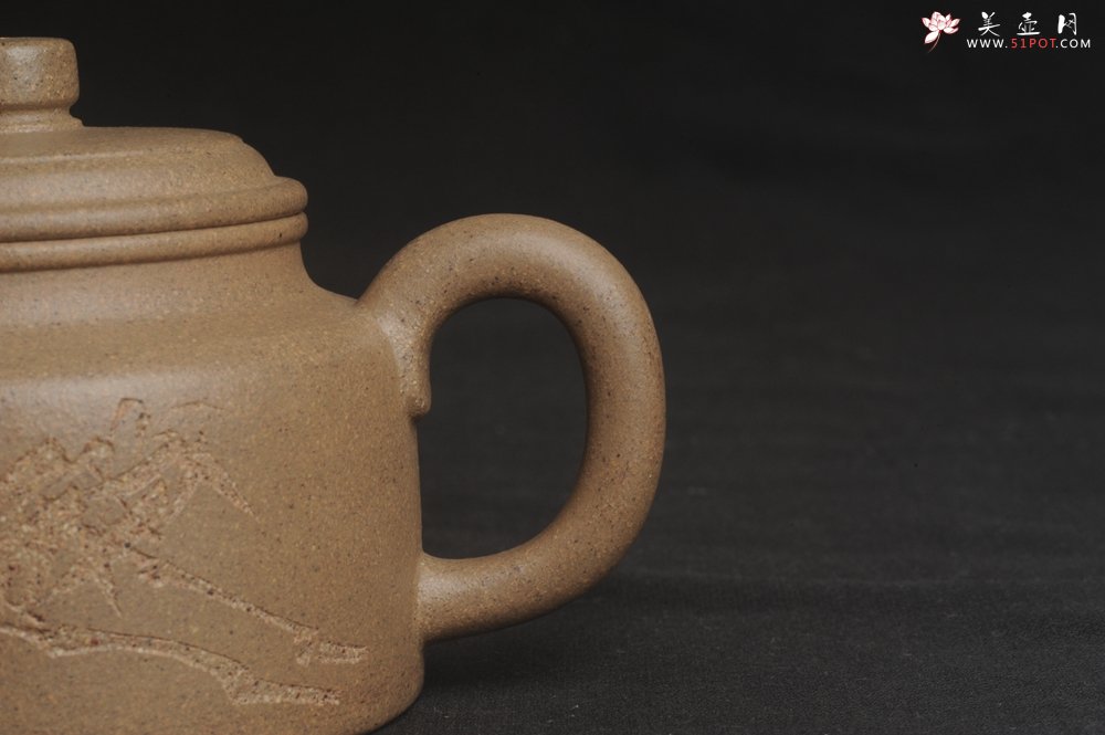 紫砂壶图片：高温油润黄龙山本山老段泥 全手工德中壶 做工特好 居不可无竹 竹笛清风 - 宜兴紫砂壶网