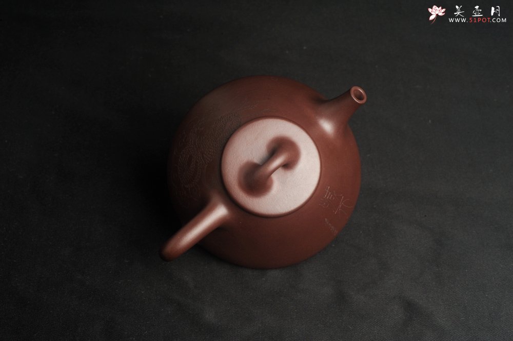 紫砂壶图片：特油润底曹青 全手工子冶石瓢 助工装饰祥龙瑞兽 - 宜兴紫砂壶网