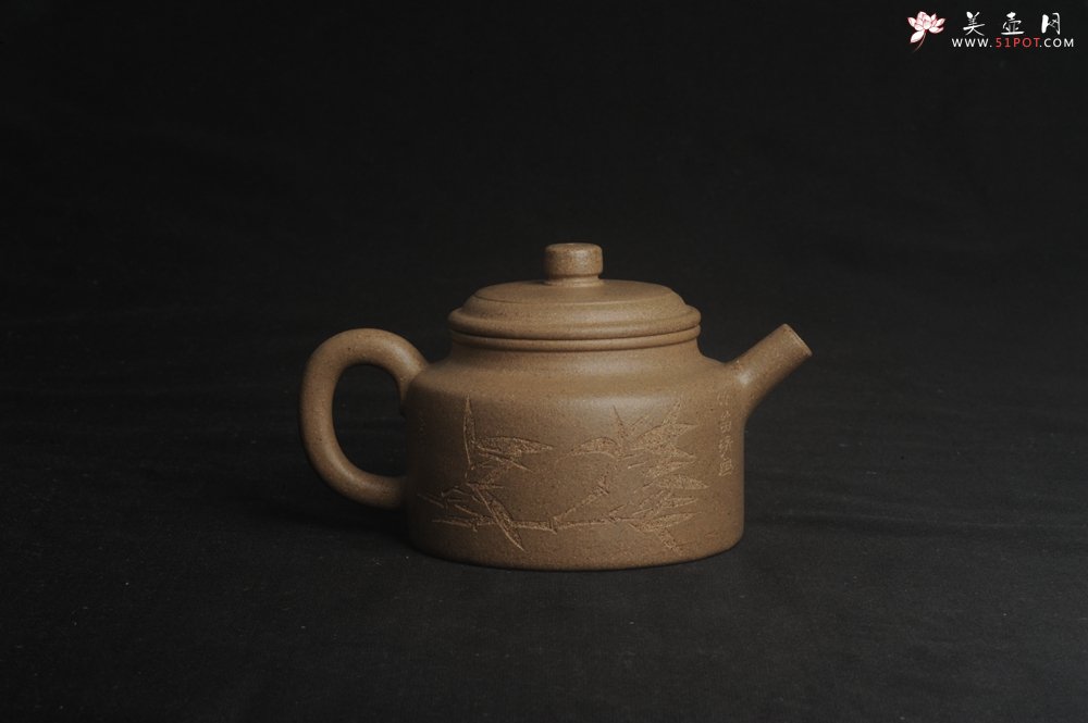 紫砂壶图片：高温油润黄龙山本山老段泥 全手工德中壶 做工特好 居不可无竹 竹笛清风 - 宜兴紫砂壶网