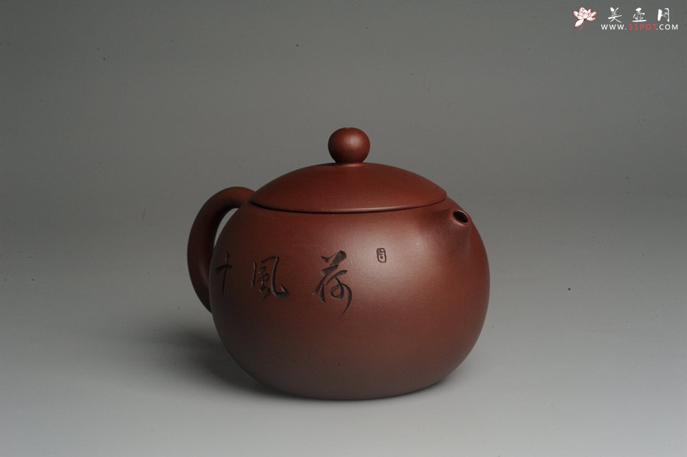 紫砂壶图片：美壶特惠 精致荷风十里优质紫泥西施 装饰田园荷叶游鱼之乐特文气 茶人醉爱 - 宜兴紫砂壶网