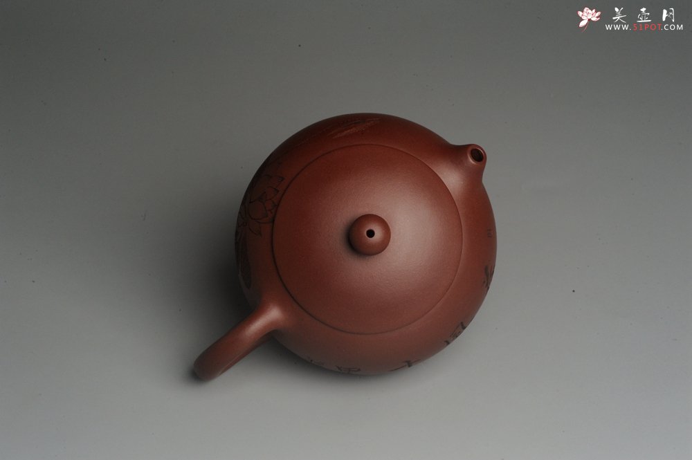 紫砂壶图片：美壶特惠 精致荷风十里优质紫泥西施 装饰田园荷叶游鱼之乐特文气 茶人醉爱 - 宜兴紫砂壶网