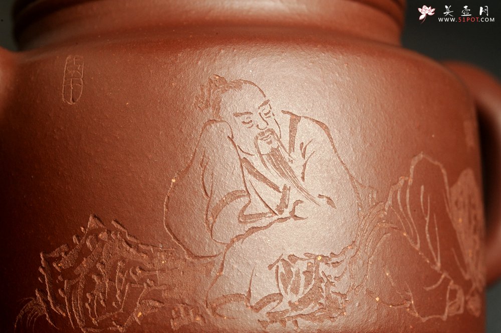 紫砂壶图片：油润黄龙山4号深井红皮龙 全手工德中壶 做工特好 装饰庄周梦蝶图 特文气 - 宜兴紫砂壶网