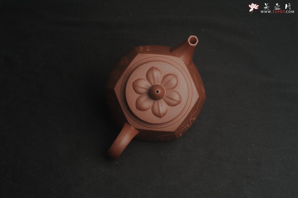 紫砂壶图片：美壶特惠 优质紫泥精工六方华樽壶 - 宜兴紫砂壶网