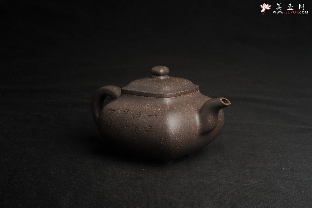 紫砂壶图片：实力派张海艳全手工特好老青灰段泥传炉壶 装饰人物 一杯清茗可沁诗脾  特文气 - 宜兴紫砂壶网