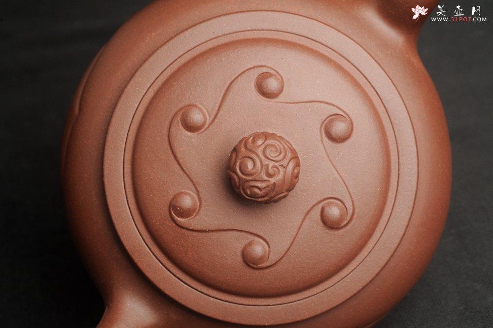 紫砂壶图片：美壶特惠 优质紫泥精工三角如意壶 嵌盖难度大 - 宜兴紫砂壶网