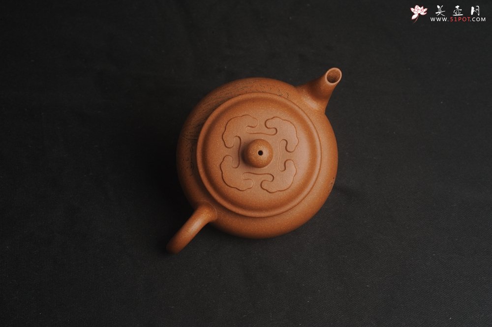 紫砂壶图片：美壶特惠 精致黄降坡泥大彬如意茶壶 装饰云鹤图 特文气 - 宜兴紫砂壶网