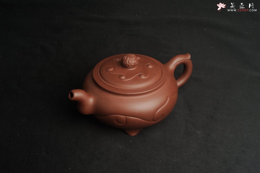 紫砂壶图片：美壶特惠 优质紫泥精工三角如意壶 嵌盖难度大 - 宜兴紫砂壶网