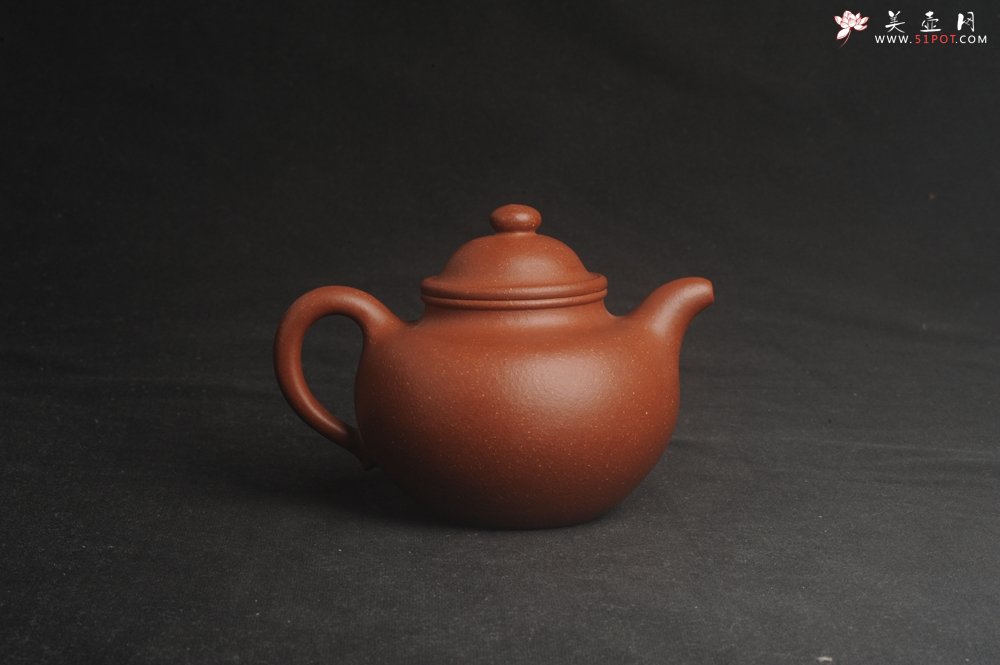 紫砂壶图片：美壶特惠 精致红降坡泥莲子壶 - 宜兴紫砂壶网