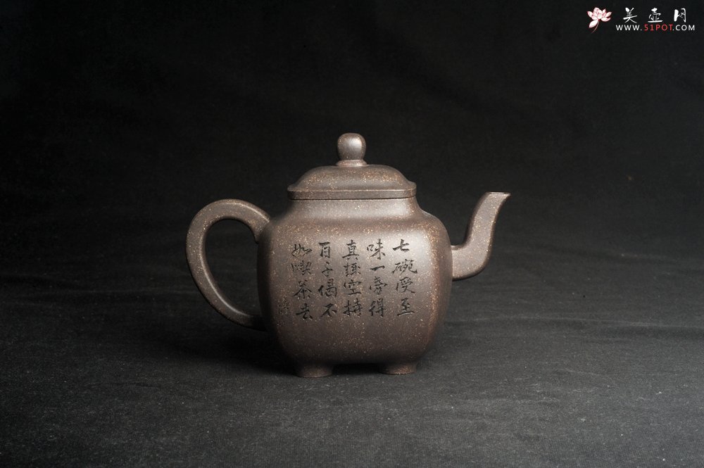 紫砂壶图片：实力派张海艳 全手工油润老青灰段泥重器鸣远四方 气势磅礴 用心之作 装饰人物特文气 - 宜兴紫砂壶网