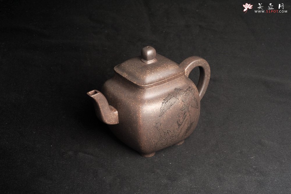 紫砂壶图片：实力派张海艳 全手工油润老青灰段泥重器鸣远四方 气势磅礴 用心之作 装饰人物特文气 - 宜兴紫砂壶网