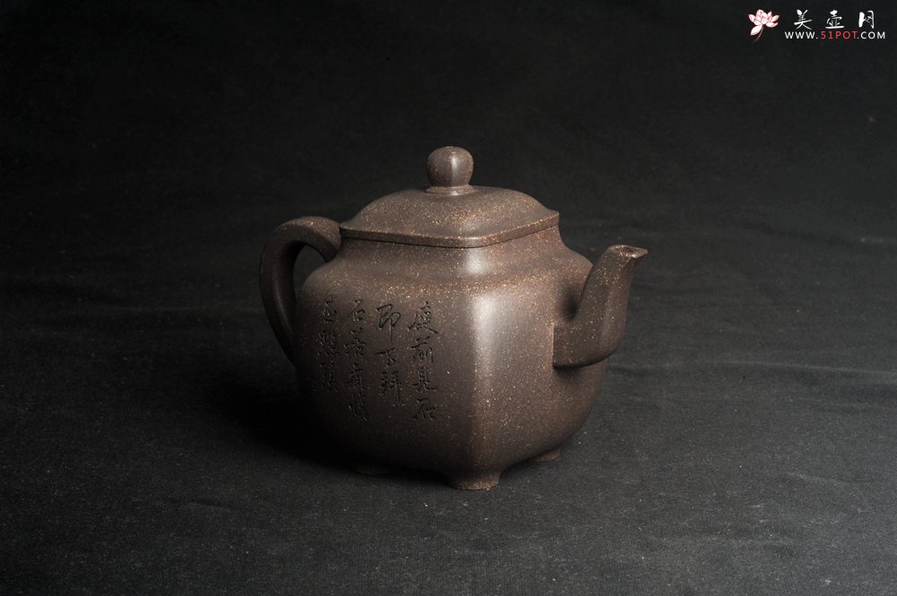 紫砂壶图片：实力派张海艳 全手工油润老青灰段泥重器鸣远四方 气势磅礴 用心之作 装饰拜石图特文气 - 宜兴紫砂壶网