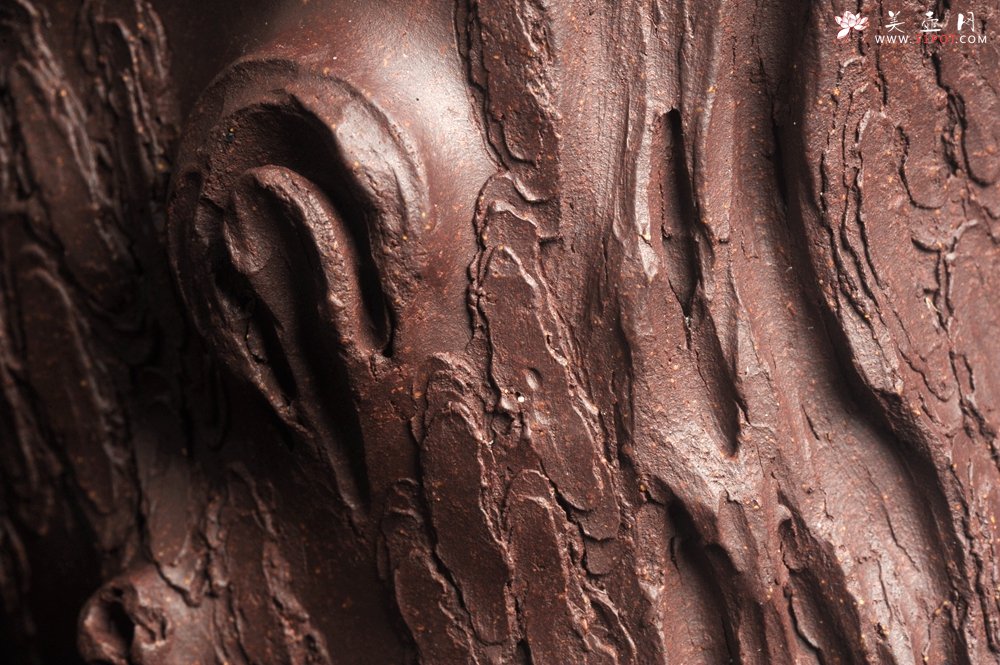 紫砂壶图片：潜力股唐老师 全手工精致紫泥桩壶 肌理丰富生动 期待与您结缘 - 宜兴紫砂壶网