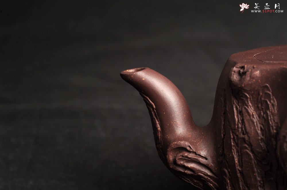 紫砂壶图片：潜力股唐老师 全手工精致紫泥桩壶 肌理丰富生动 期待与您结缘 - 宜兴紫砂壶网