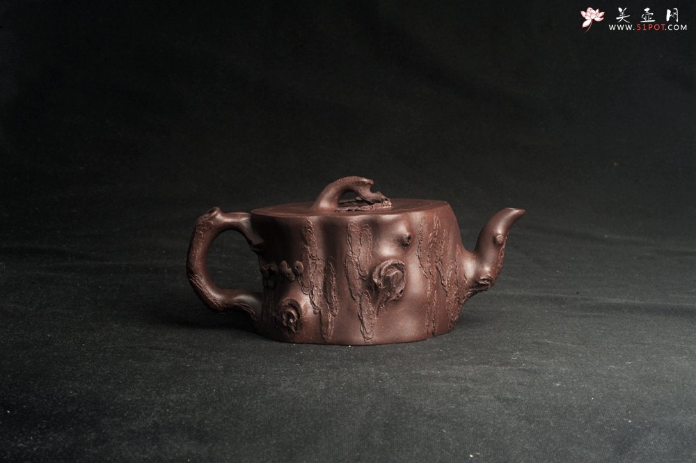 紫砂壶图片：潜力股唐老师 全手工精致紫泥桩壶 肌理丰富生动 期待与您结缘 - 宜兴紫砂壶网