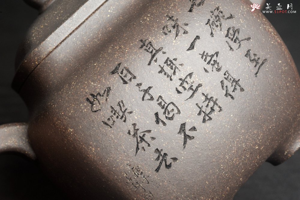 紫砂壶图片：实力派张海艳 全手工油润老青灰段泥重器鸣远四方 气势磅礴 用心之作 装饰人物特文气 - 宜兴紫砂壶网