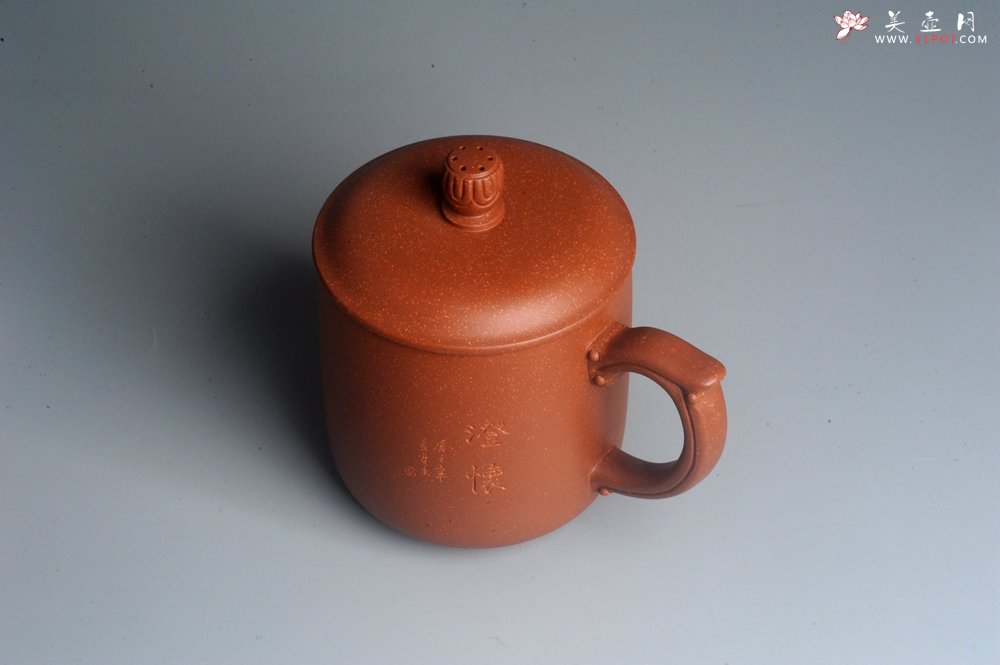 紫砂壶图片：美杯特惠 精致降坡泥澄怀盖杯 紫砂杯 - 宜兴紫砂壶网
