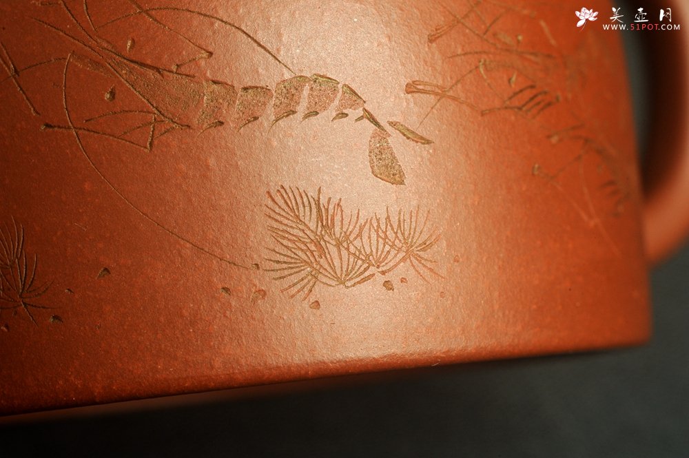 紫砂壶图片：油润老清水泥全手工小品德中壶 装饰虾图 茶亦醉人 特实用文气 - 宜兴紫砂壶网