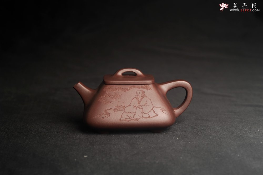 紫砂壶图片：美壶特惠 林旭陶 精致全手工混方石瓢 装饰人物特文气 明月一壶酒 - 宜兴紫砂壶网