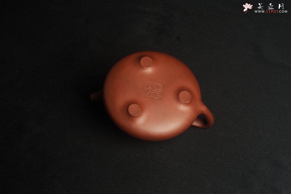 紫砂壶图片：特好底曹青 全手工品茗悟道小子冶石瓢 装饰特文气 期待与亲结缘 - 宜兴紫砂壶网