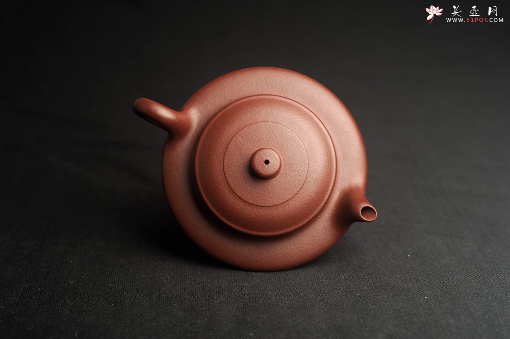 紫砂壶图片：美壶特惠 学学老师精工力作 四号井深井紫泥小虚扁茶壶 小品特难做 - 宜兴紫砂壶网