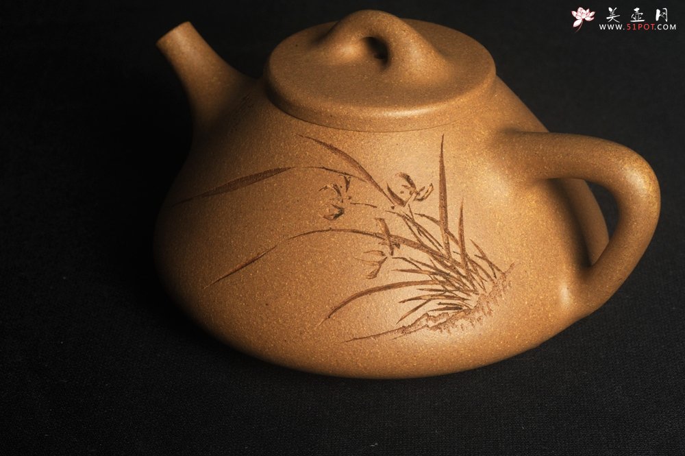 紫砂壶图片：美壶特惠 特精致老黄段子冶石瓢 装饰兰草图 特文气 - 宜兴紫砂壶网