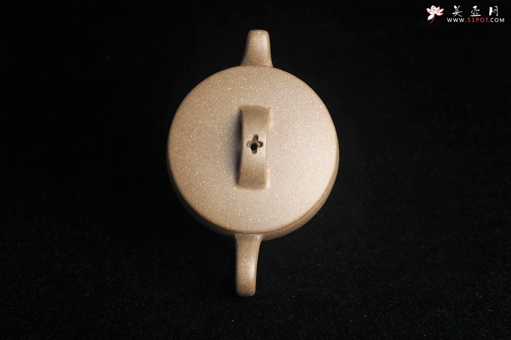 紫砂壶图片：,美壶特惠 精致青段汉瓦 茶人醉爱 - 宜兴紫砂壶网