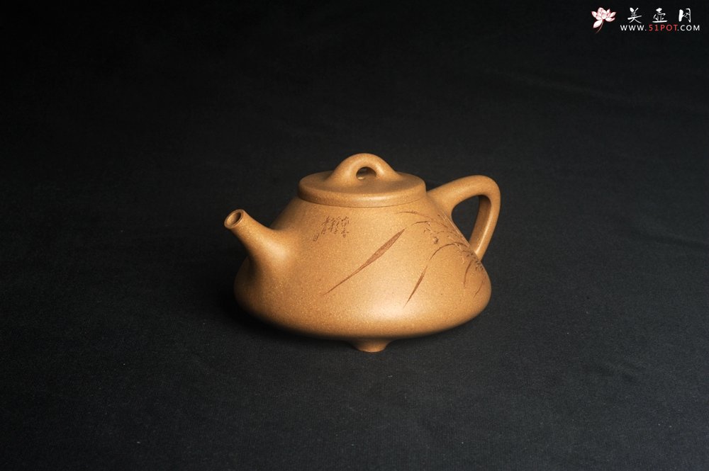 紫砂壶图片：美壶特惠 特精致老黄段子冶石瓢 装饰兰草图 特文气 - 宜兴紫砂壶网