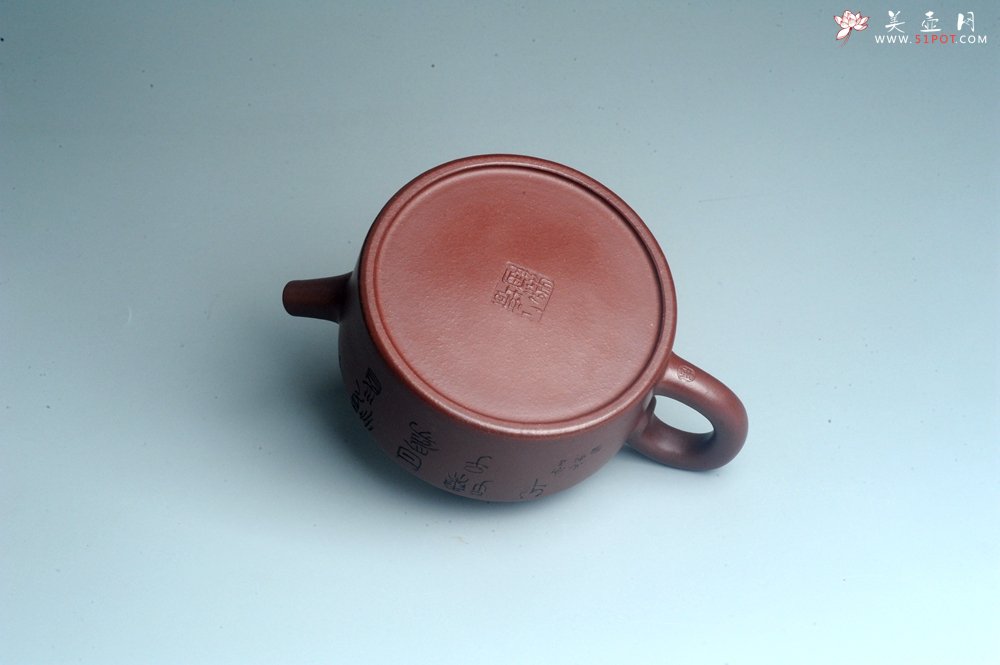 紫砂壶图片：油润黄龙山4号深井红皮龙 全手工德中壶 做工特好 俯首甘为孺子牛 - 宜兴紫砂壶网