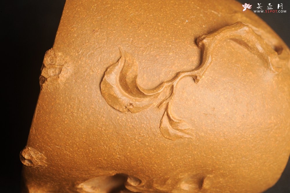 紫砂壶图片：美杯特惠 潜力股赵老师 全手工老黄段泥公道杯 贴页灵动 - 宜兴紫砂壶网