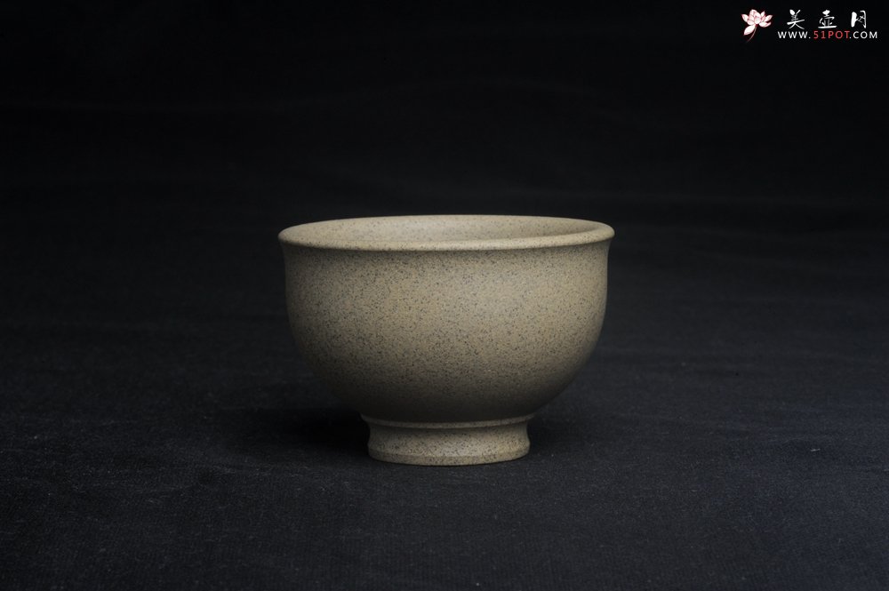 紫砂壶图片：美杯特惠 高温本山段泥 精致牛气冲天主人杯 高性价比 - 宜兴紫砂壶网