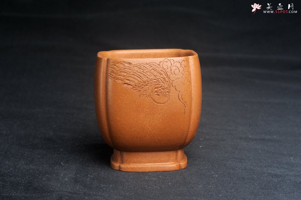 紫砂壶图片：美杯特惠 特好降坡泥 精致四方抽角大号主人杯 四面瑞兽 寓意吉祥 高性价比 - 宜兴紫砂壶网