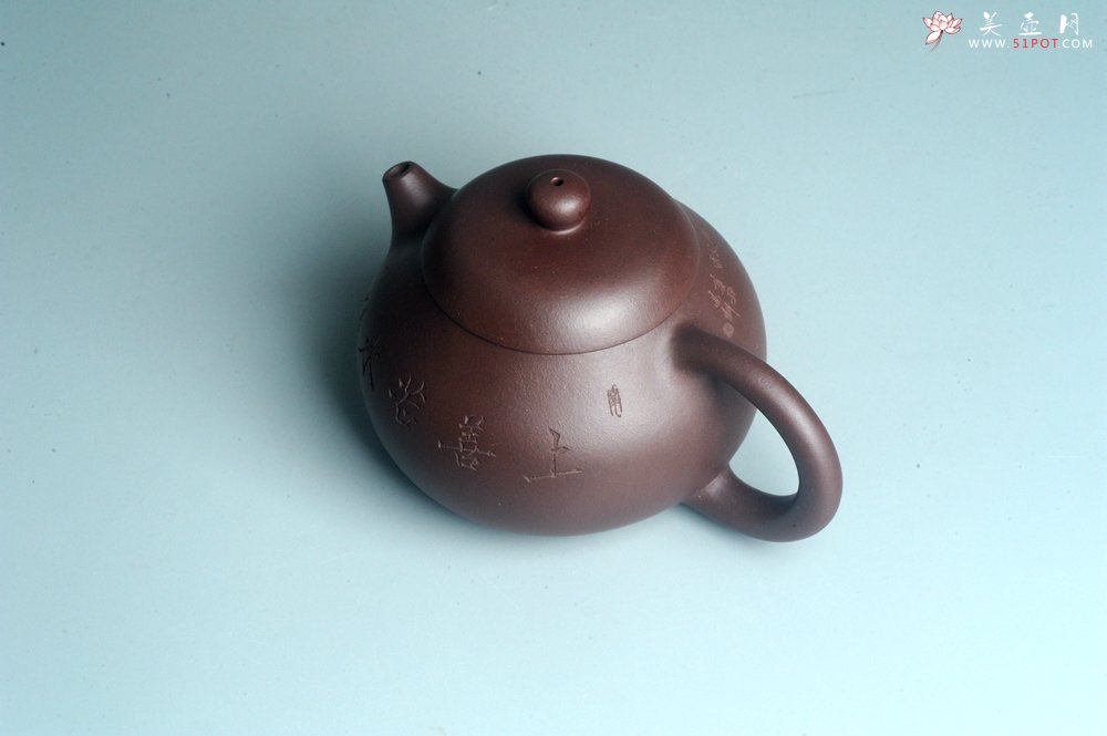 紫砂壶图片：油润底曹青 全手工文旦茶壶 上善若水 虾趣图 特文气 期待与亲结缘 - 宜兴紫砂壶网