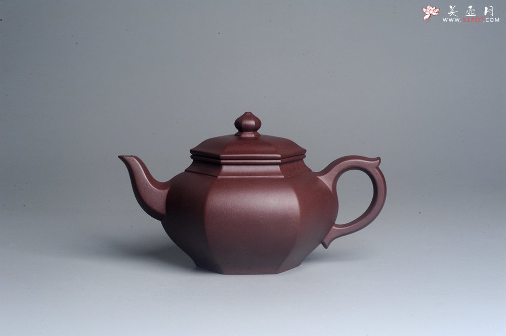 紫砂壶图片：实力派张海艳全手工纯色底曹青六方笑樱壶 做工灰常精致 气韵流畅 - 宜兴紫砂壶网
