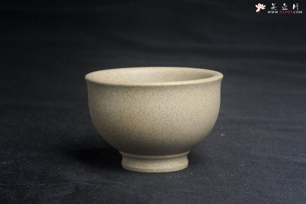 紫砂壶图片：美杯特惠 高温本山段泥 精致吉祥牛主人杯 高性价比 - 宜兴紫砂壶网