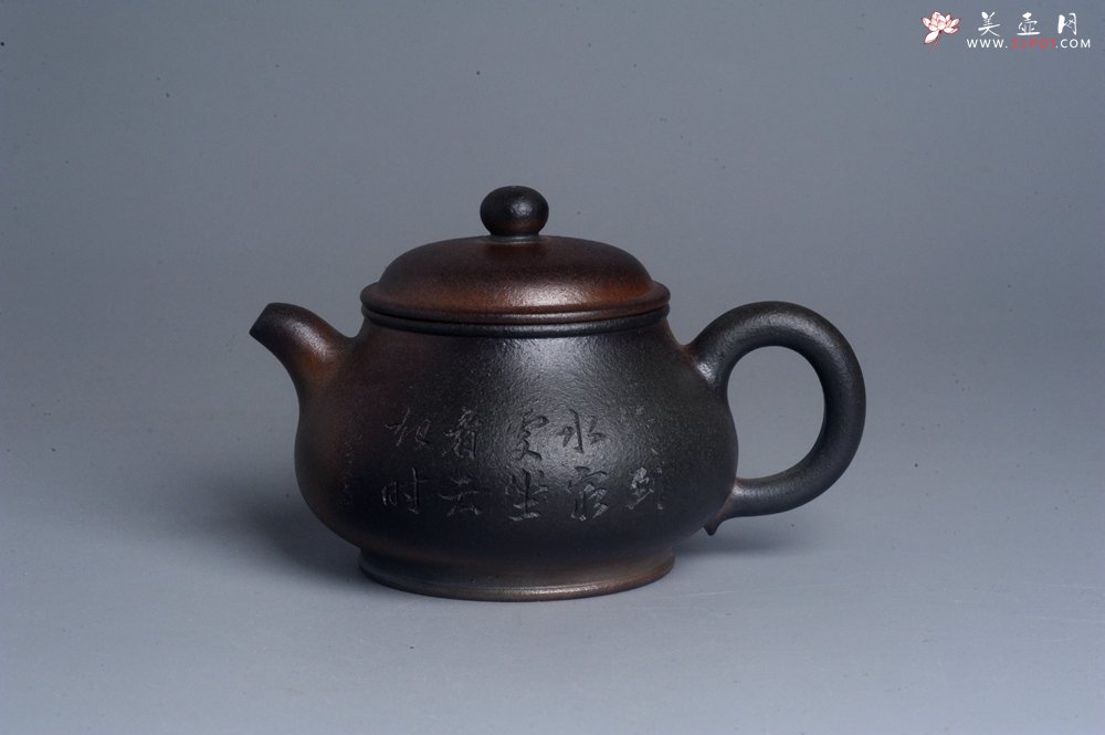 紫砂壶图片：美壶特惠 精致柴烧青灰泥潘壶手工紫砂壶 茶壶 茶具 单壶 - 宜兴紫砂壶网