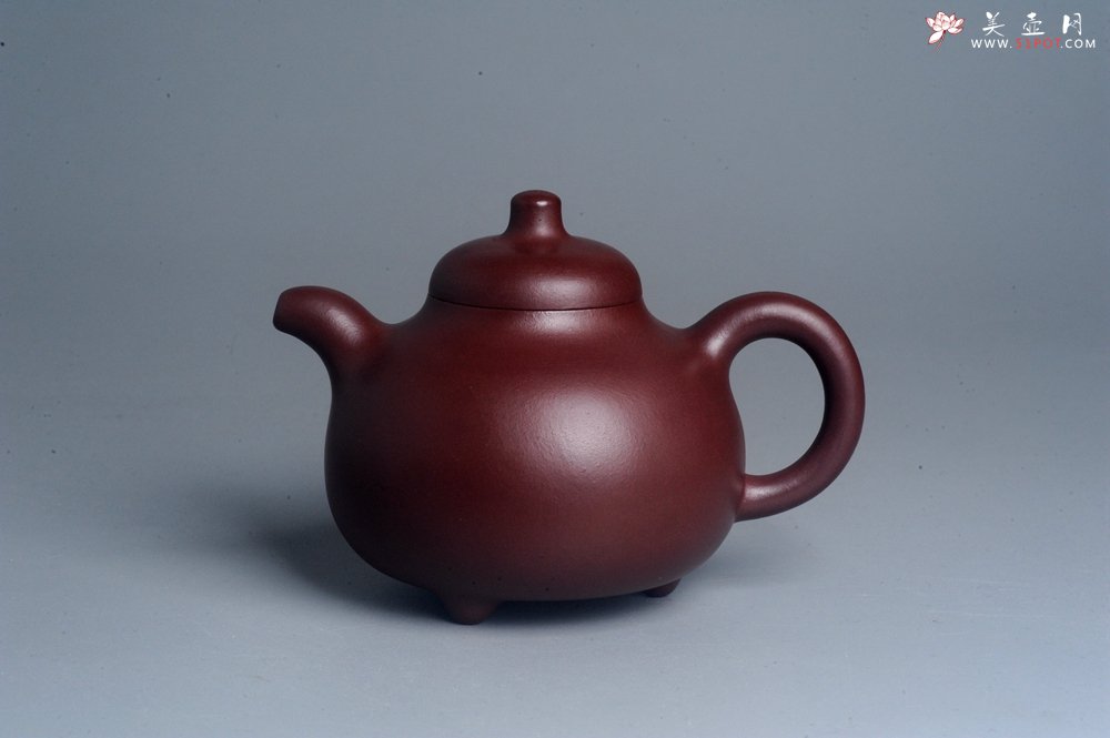紫砂壶图片：潜力股周小培老师 4号井深井红皮龙 超精致全手工三足乳鼎茶壶 - 宜兴紫砂壶网