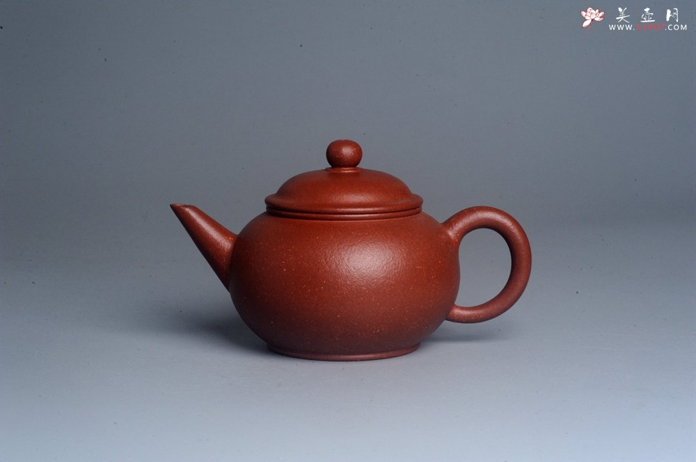 紫砂壶图片：美壶特惠 潜力股殷老师全手工特好降坡泥水平壶 茶人醉爱 - 宜兴紫砂壶网