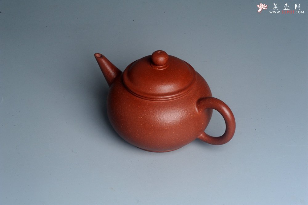 紫砂壶图片：美壶特惠 潜力股殷老师全手工特好降坡泥水平壶 茶人醉爱 - 宜兴紫砂壶网