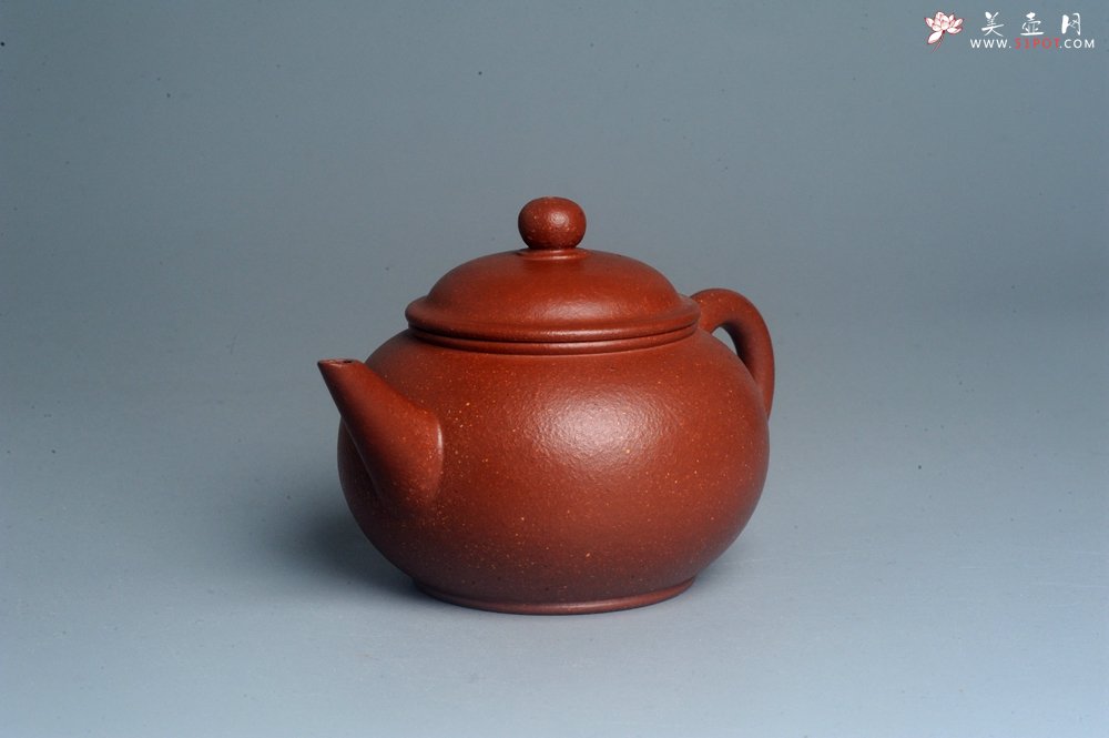 紫砂壶图片：美壶特惠 潜力股殷老师全手工特好降坡泥水平壶 茶人醉爱 - 宜兴紫砂壶网