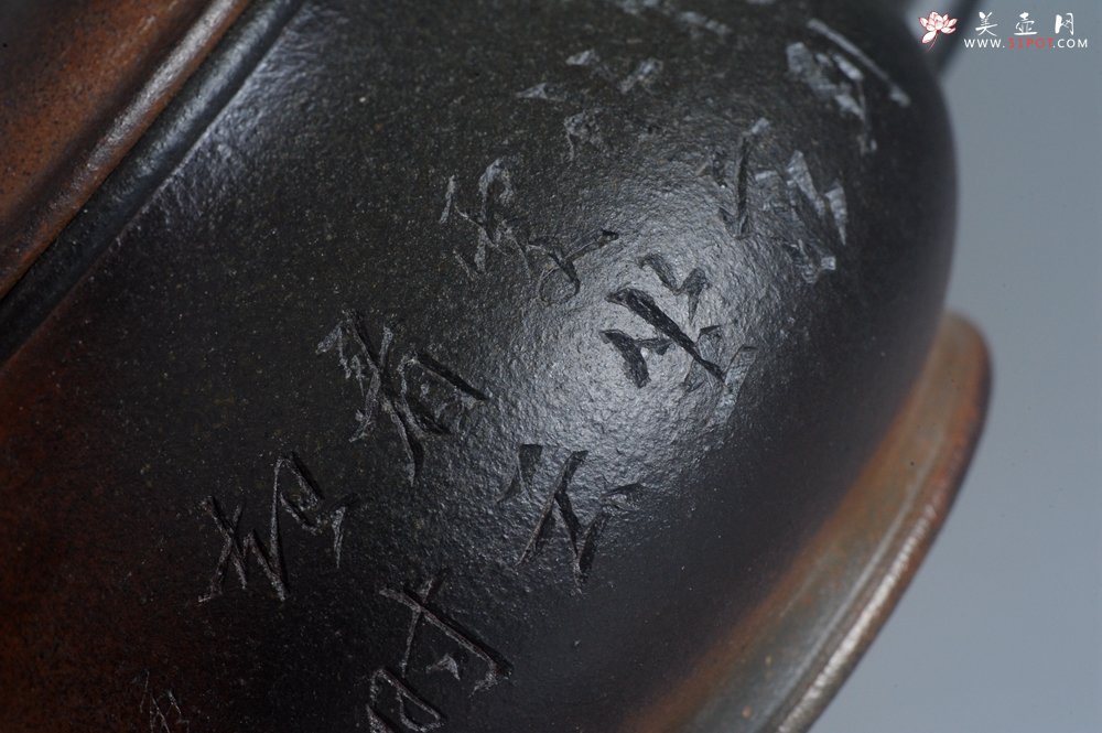 紫砂壶图片：美壶特惠 精致柴烧青灰泥潘壶手工紫砂壶 茶壶 茶具 单壶 - 宜兴紫砂壶网